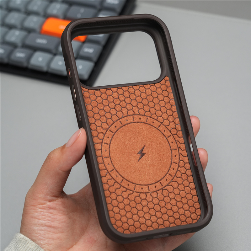 เคสแม่เหล็กแบบทอ Geometric Tec - Tech Accessories Hard Case บทวิจารณ์และราคา